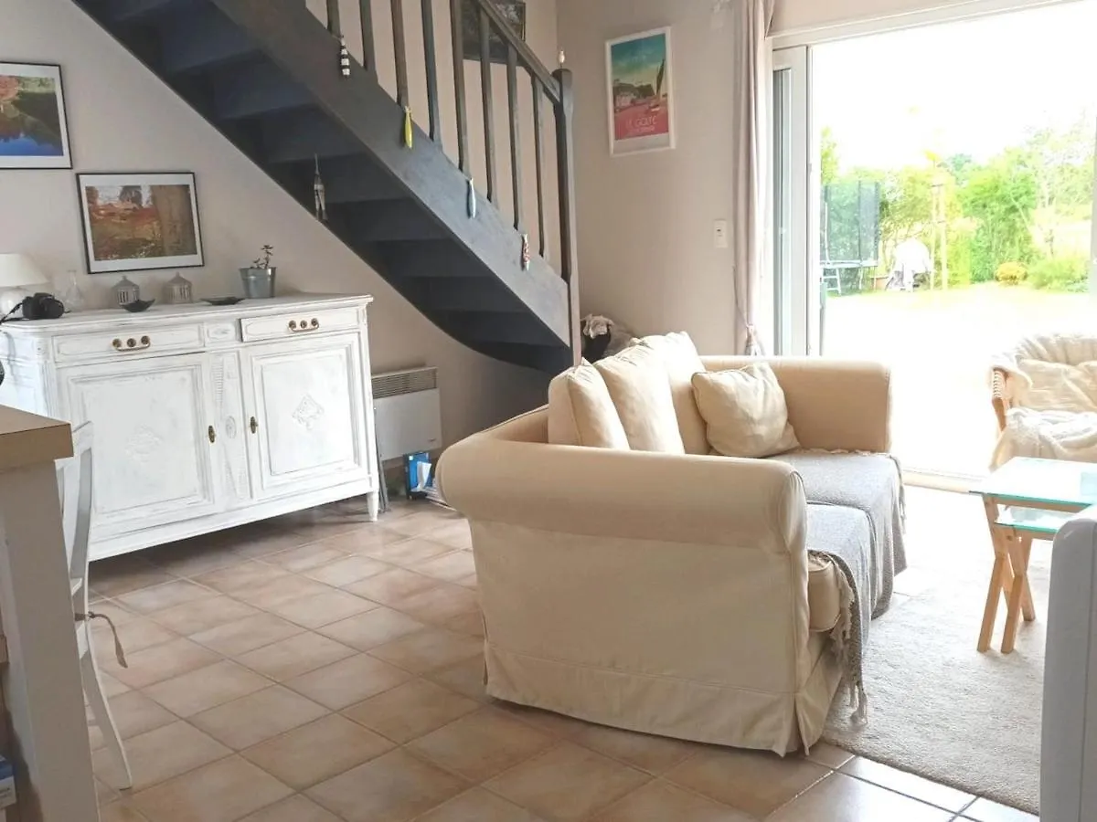 Maison Familiale A Sarzeau Avec Jardin Clos Et Equipements Pour Enfants - Fr-1-639-44